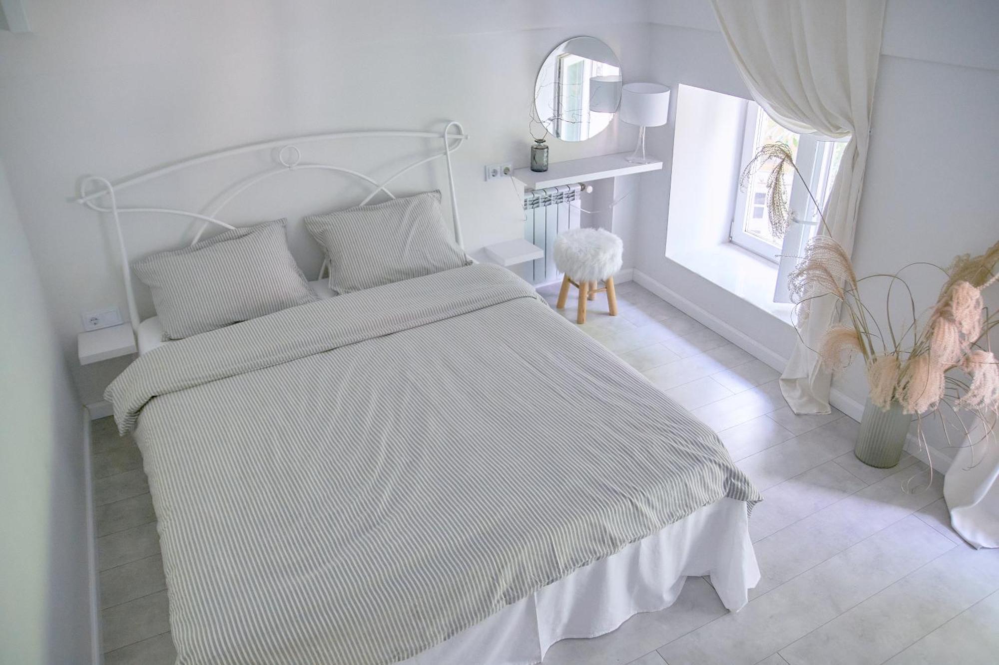 White Door Apartments Heart Of Odessa 4 Extérieur photo